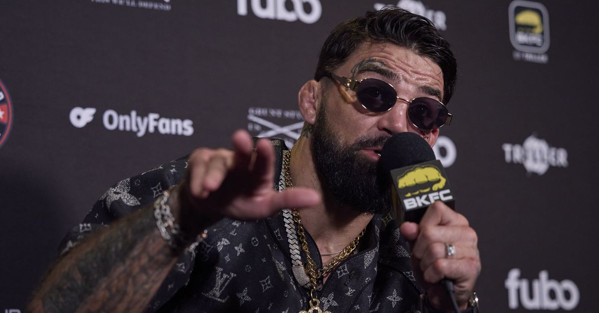 0050 Mike Perry Post Fight.jpg.jpg